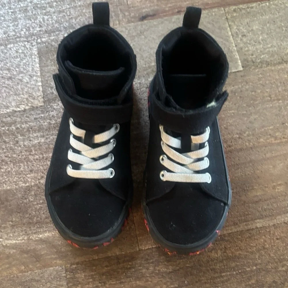 Toddler Boy High Top Sneakers Flames Soles size 8 by Wonder‎ Nation